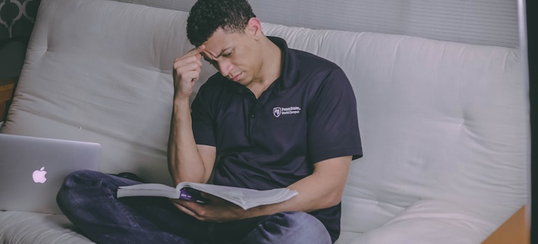 A person trying to learn more about addiction
