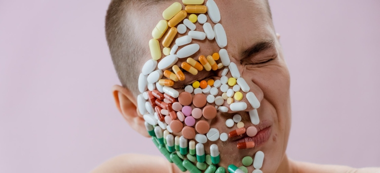 woman experiencing substance-induced anxiety disorders