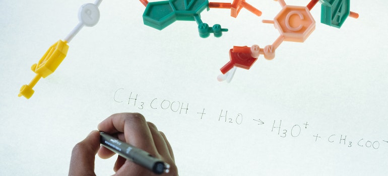 a chemist explaining how drugs and alcohol fuel violent behaviors