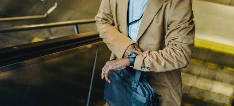 A man being late to work because of Ambien addiction impact on work or school performance