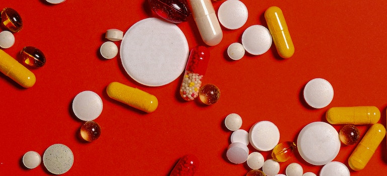 Prescription drugs which lead to addiction that can be treated by nature-based therapies in West Virginia