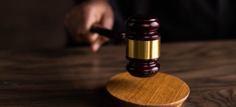 brown wooden gavel.