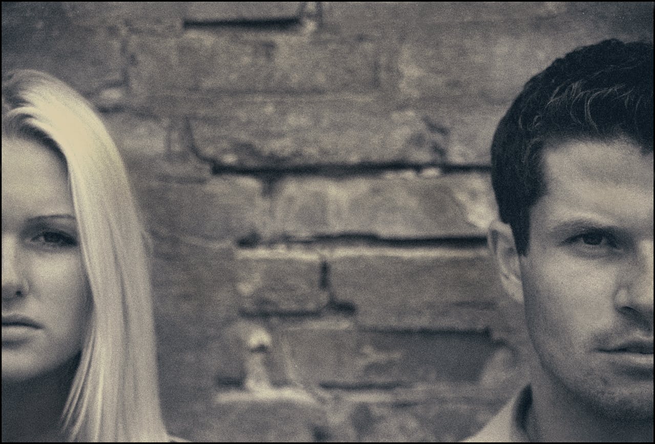 Signs You Are Dating a Substance Addict