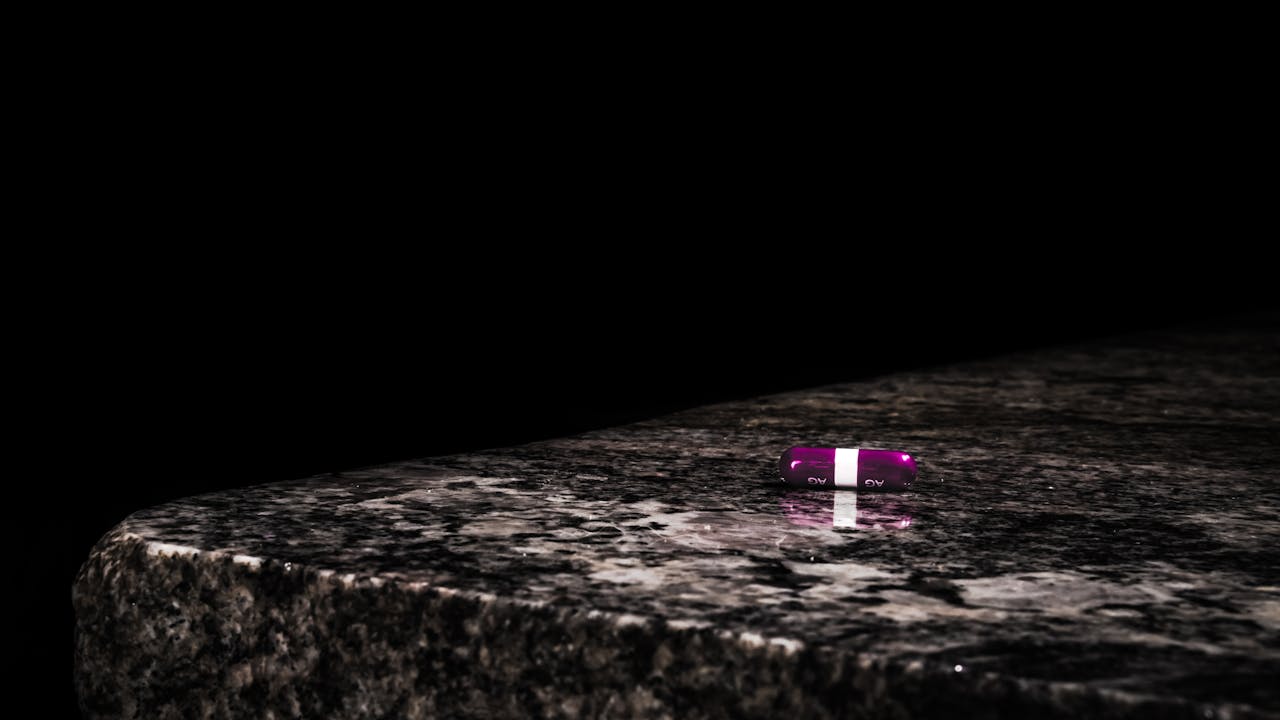 What are the Early Signs of Opiate Addiction