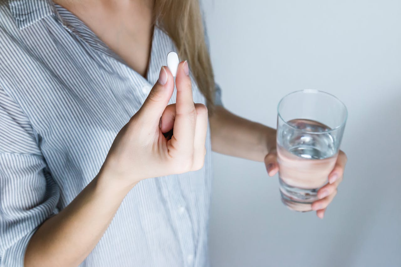 Hydrocodone Withdrawal Symptoms: Signs, Treatment, and Recovery Tips