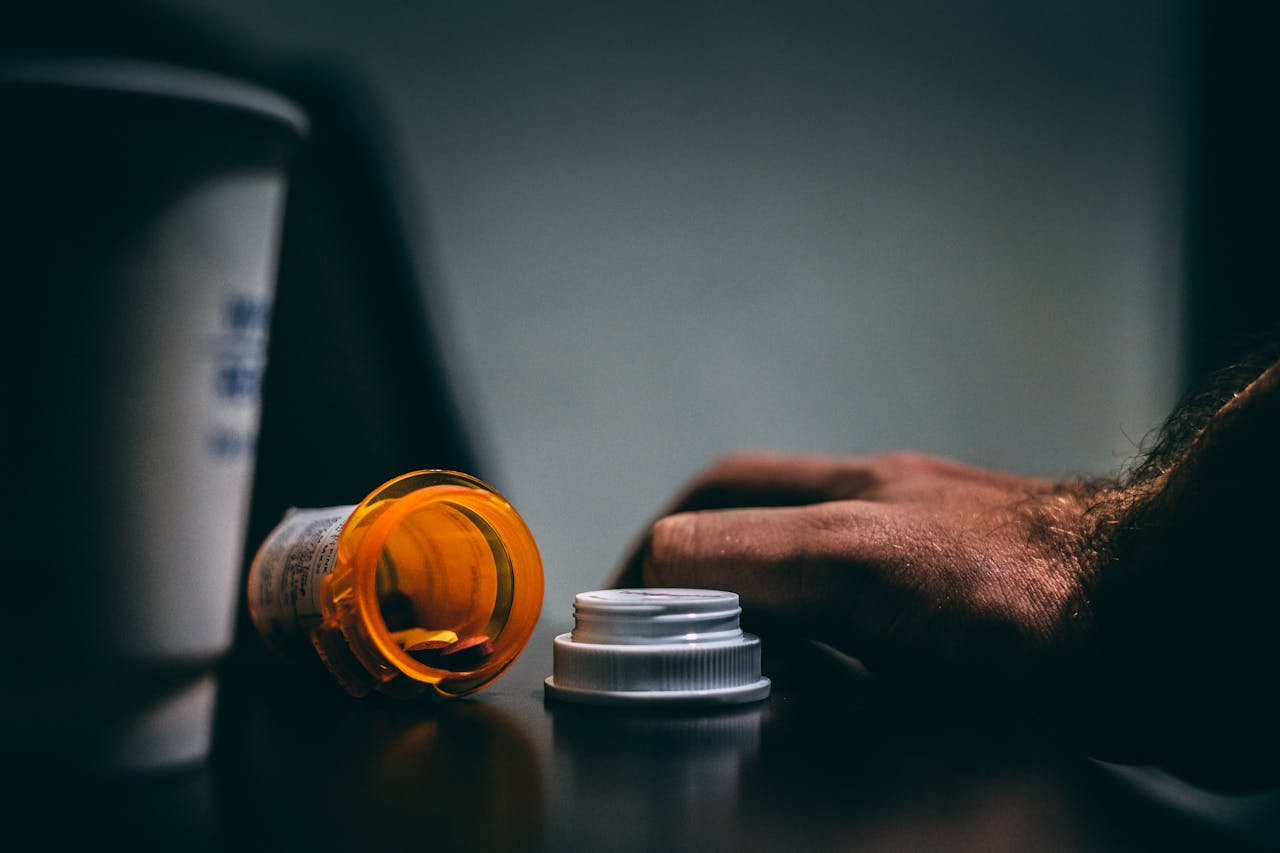 Most Addictive Prescription Drugs and Signs of Addiction