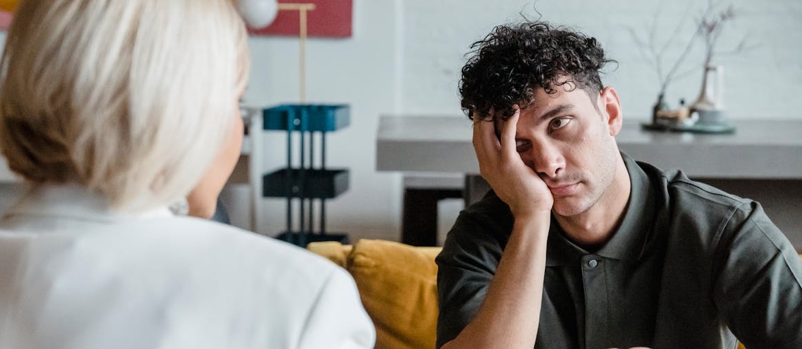 A man in psychotherapy.