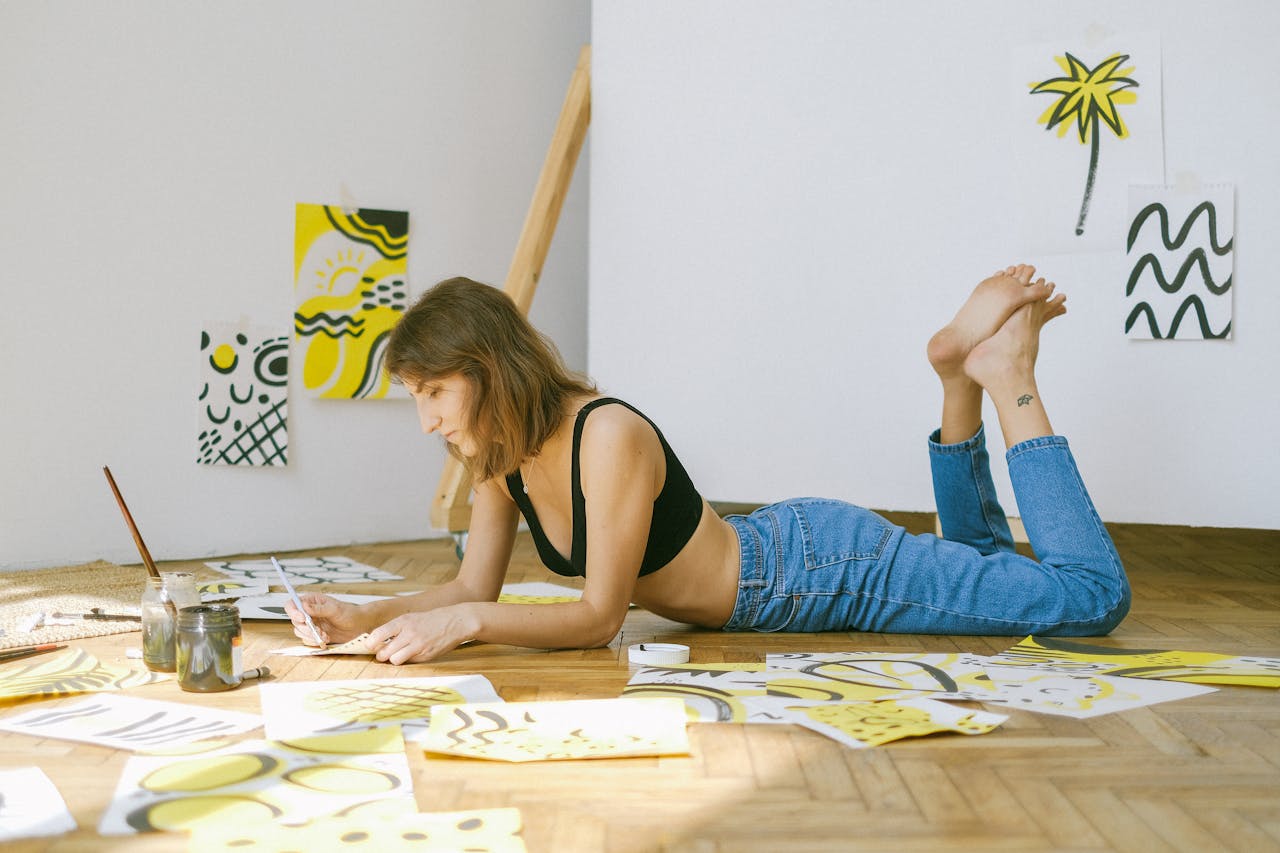 Using Art Therapy to Cope with Burnout and Addiction in Professionals