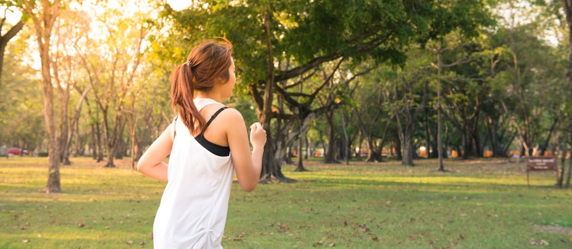 Woman jogging after experiencing Concerta withdrawal.