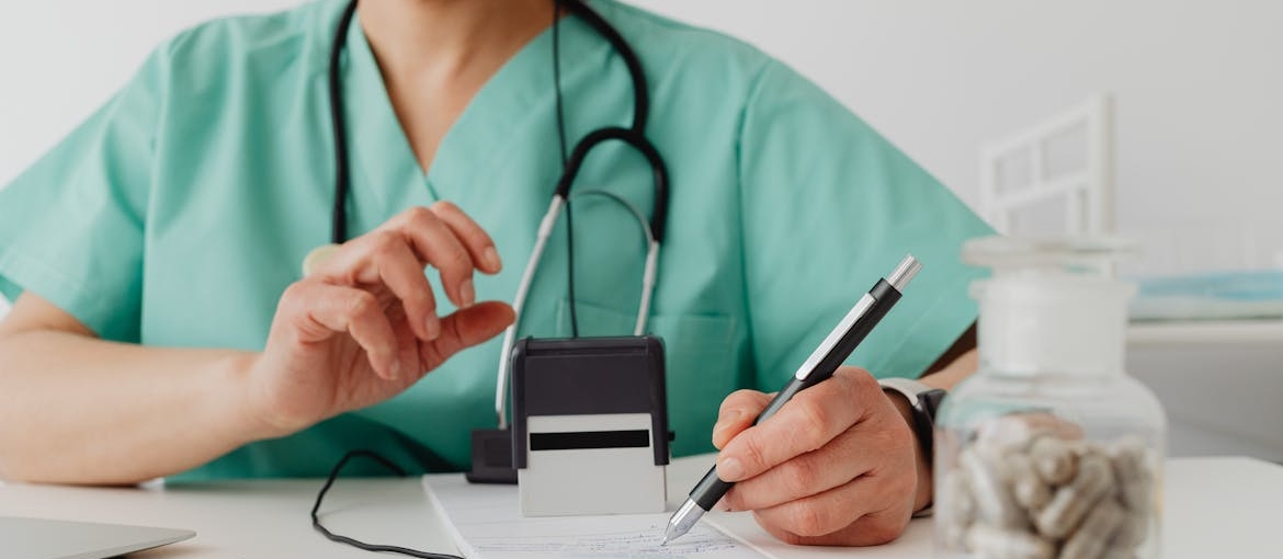 Doctor prescribing meds while talking about is Tramadol addictive.